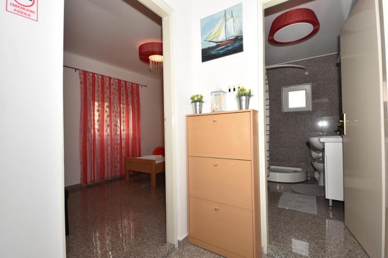 Apartment Jelena Ribarica Bagian luar foto