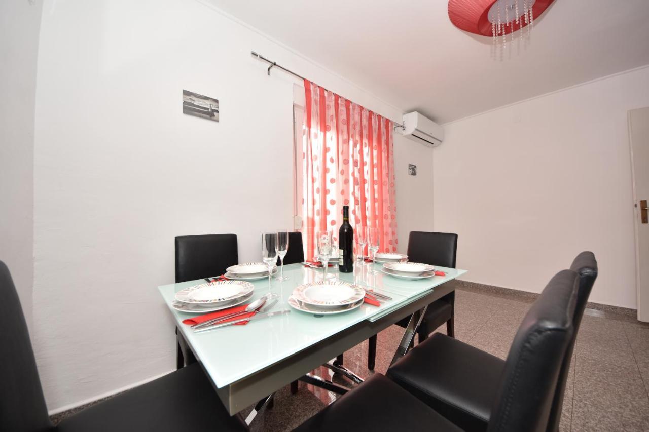 Apartment Jelena Ribarica Bagian luar foto